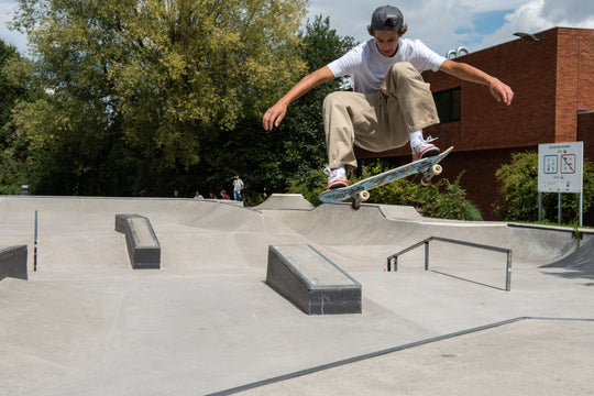 Möchten Sie ein Skateboard online kaufen?