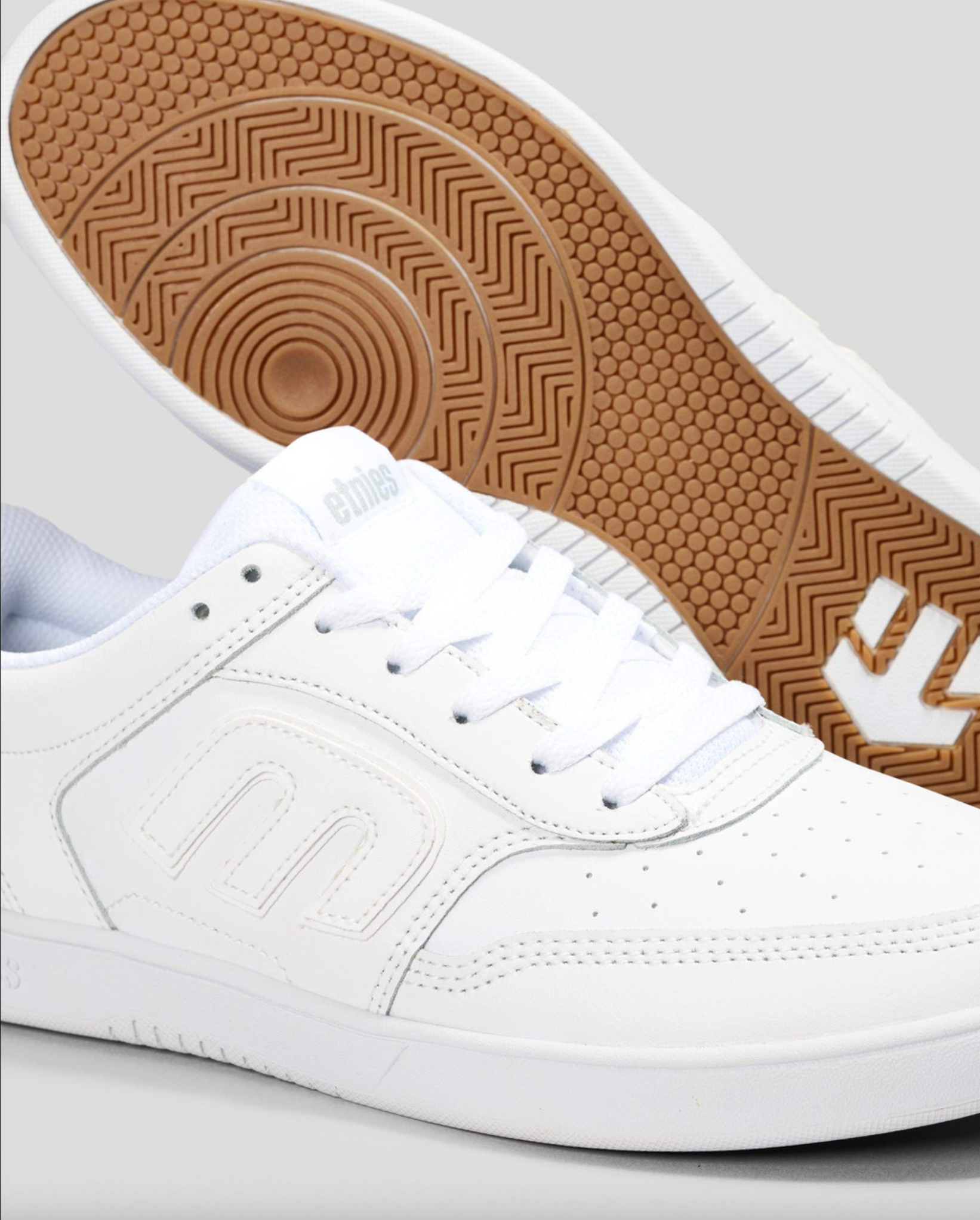 Etnies