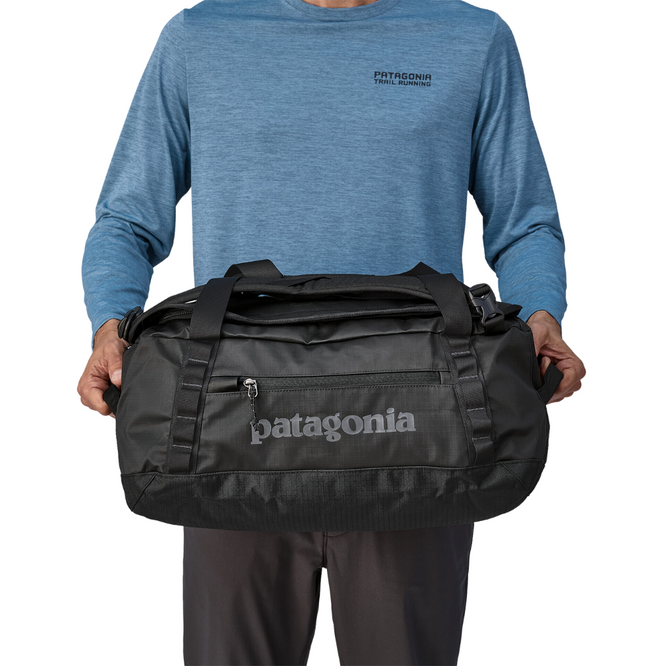 Black Hole Duffel Tasche Schwarz 40L