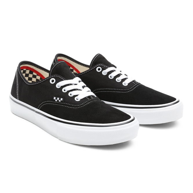 Skate Authentic Black/White